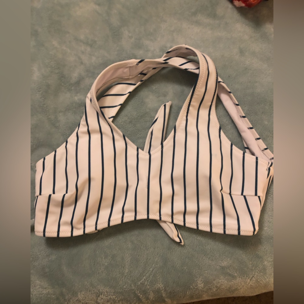 NWOT pinstripe bikini top